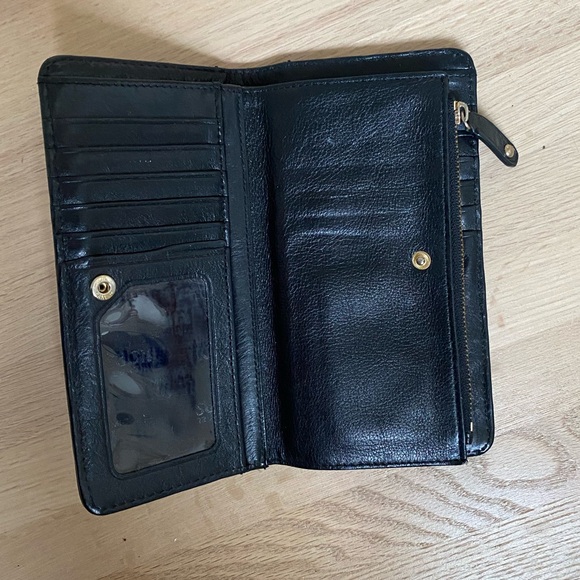 Michael Kors Wallet - Picture 3 of 4